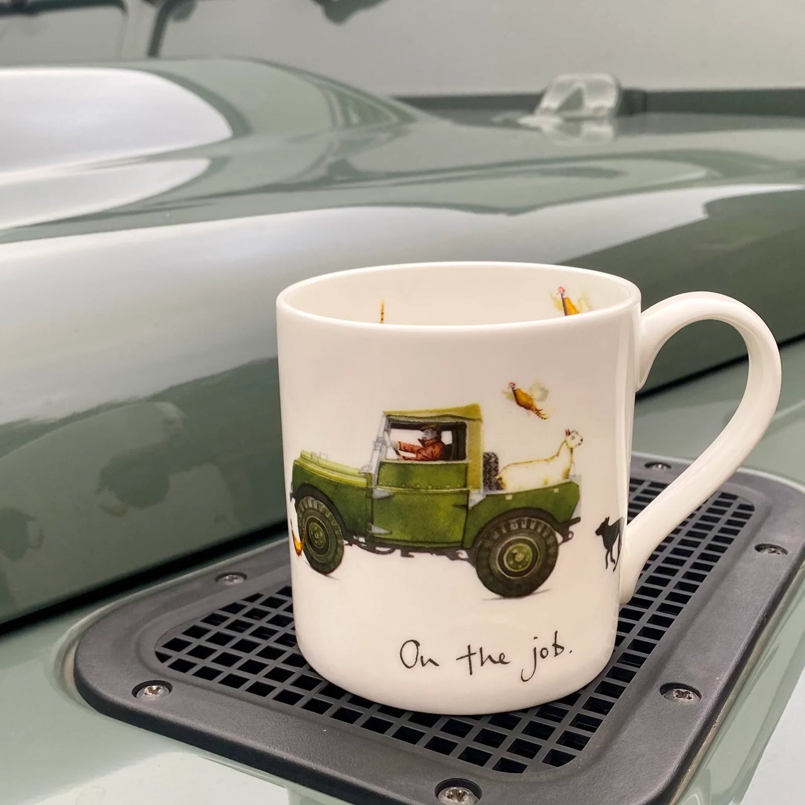 Gifts for Land Rover Enthusiasts: A Little Country Character