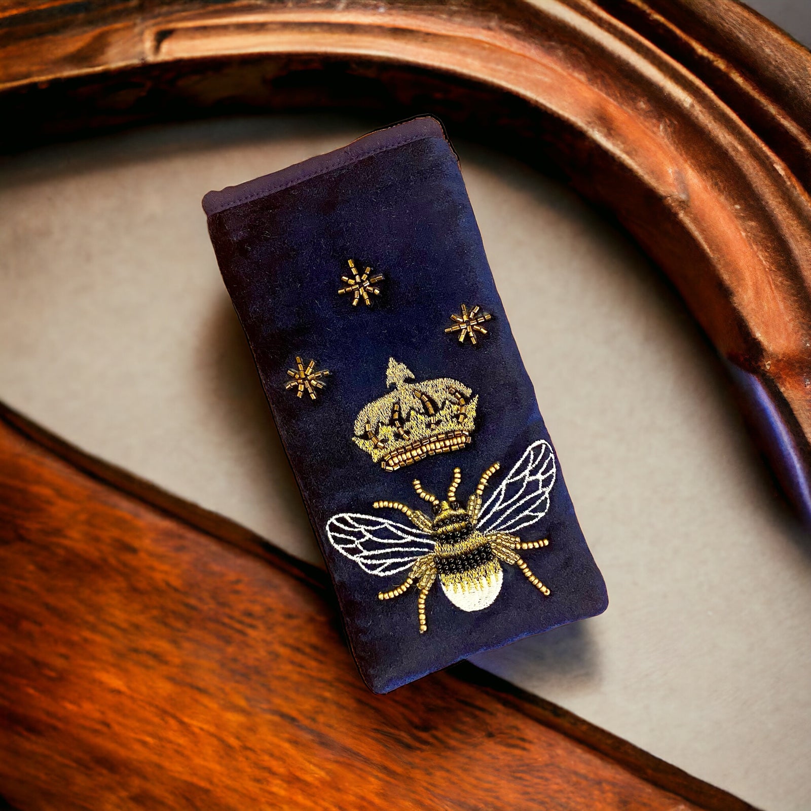 The Royal Bee Cotton Velvet Gift Set