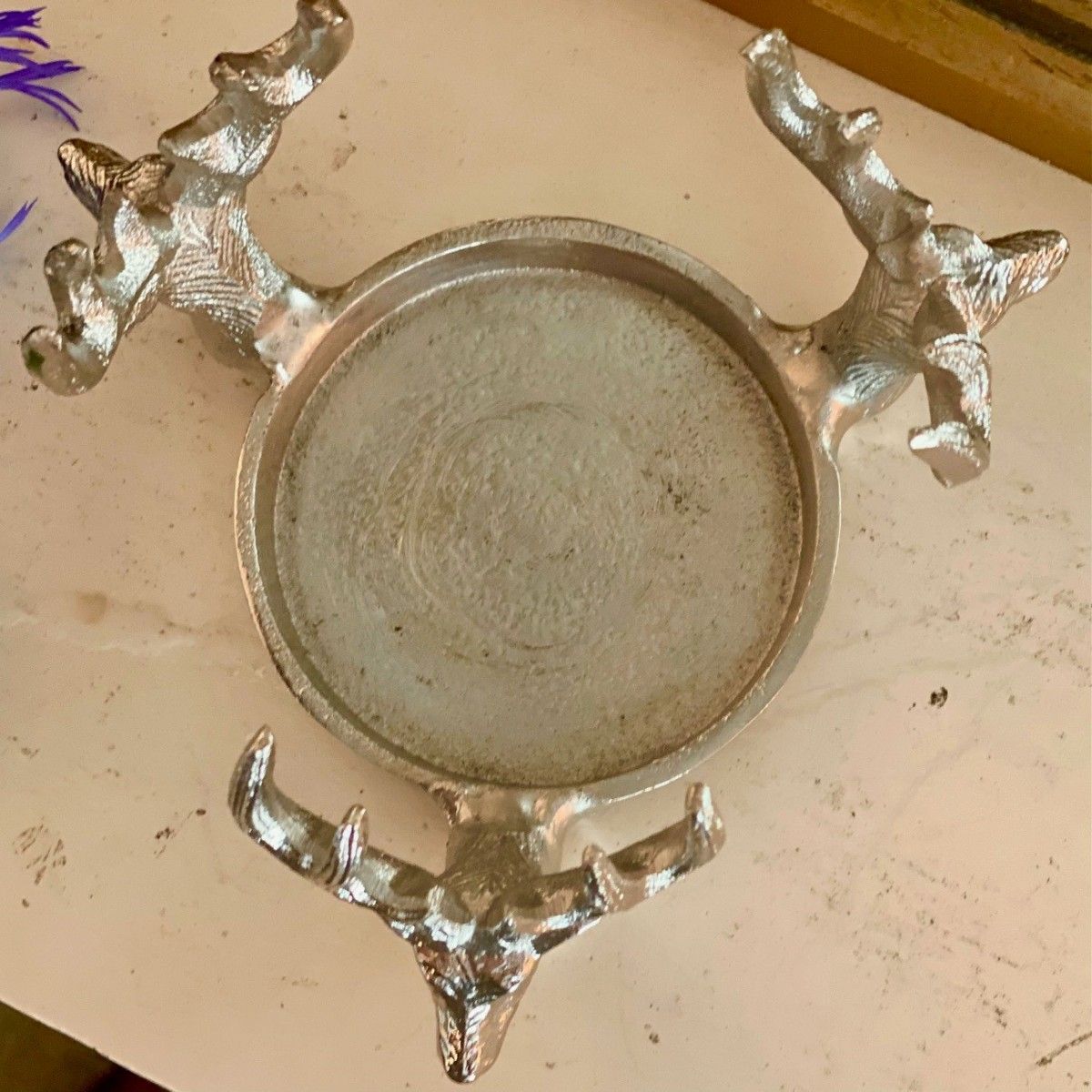 Three Stag Heads Pillar Candle Holder