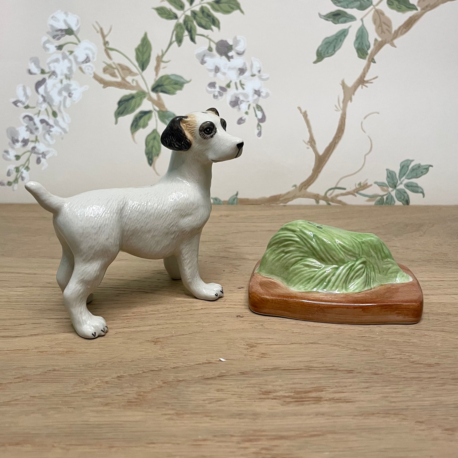 Jack Russell Porcelain Salt & Pepper Shaker Set