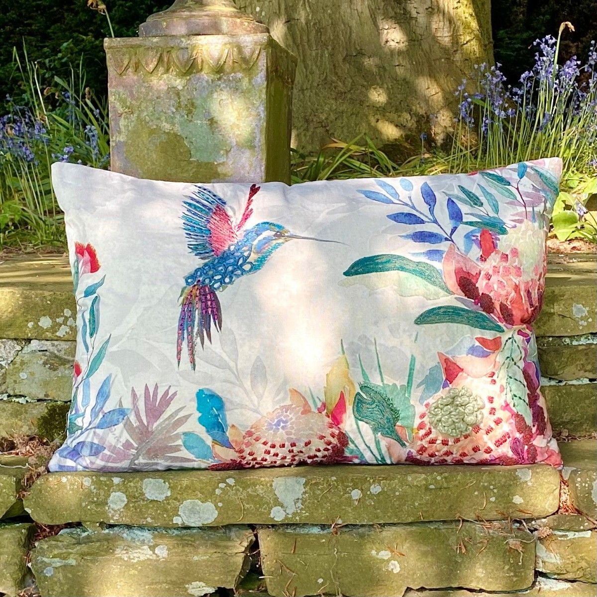 Rectangle Hummingbird and Flowers