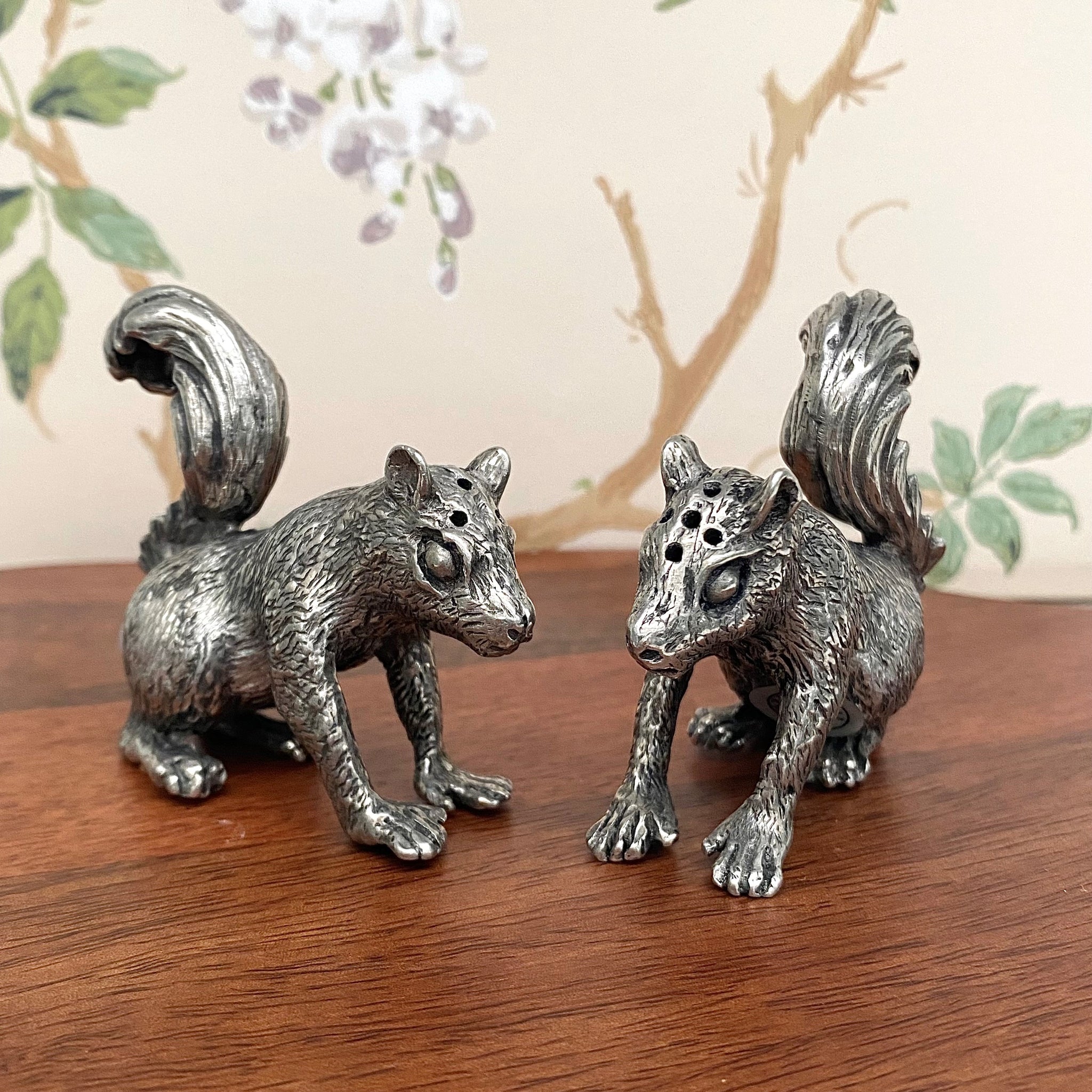 Squirrel Salt and Pepper Set - www.athomeinthecountry.co.uk